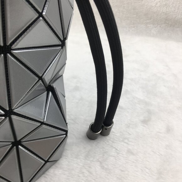 BEW BAO BAO ISSEY MIYAKE WRING silver shoulder bag - Picture 7 of 12